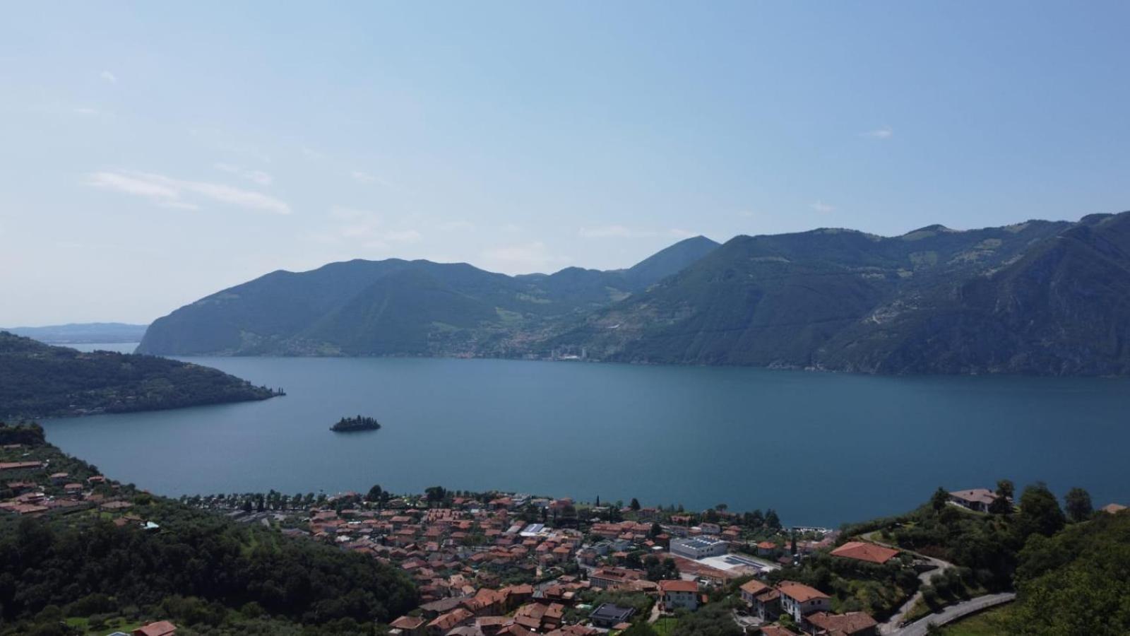 Agriturismo Cascina Lert Мароне Экстерьер фото