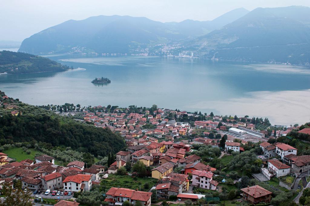 Agriturismo Cascina Lert Мароне Экстерьер фото