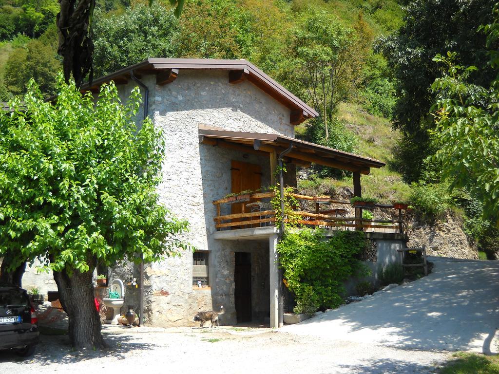 Agriturismo Cascina Lert Мароне Экстерьер фото