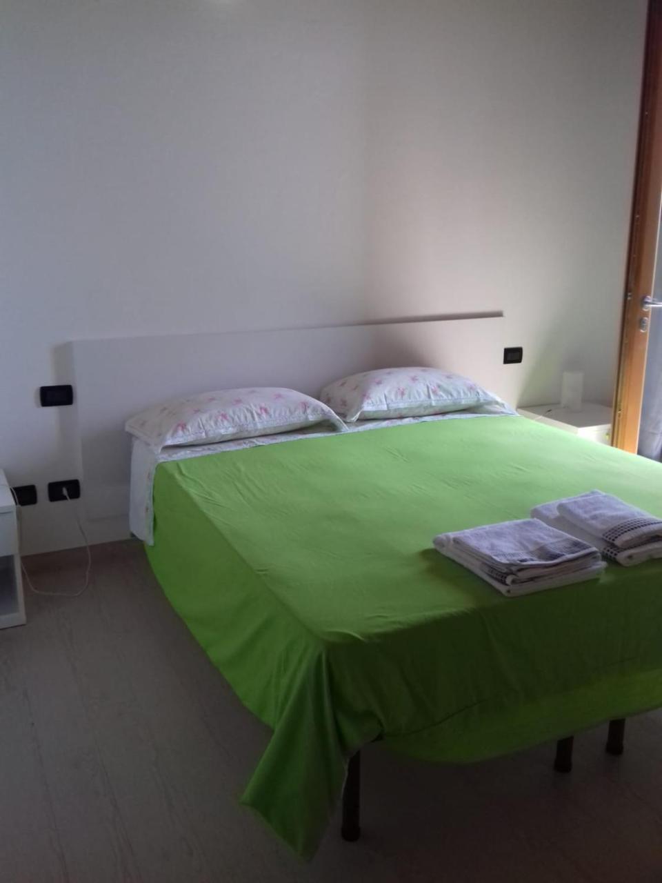 Agriturismo Cascina Lert Мароне Экстерьер фото