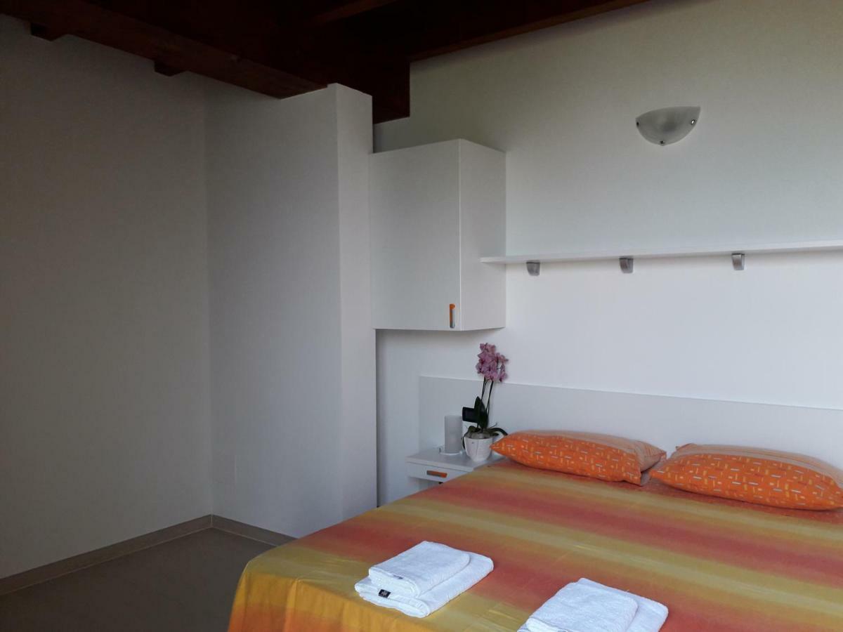 Agriturismo Cascina Lert Мароне Экстерьер фото